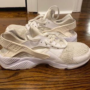 Nike Huarache Sneakers - White